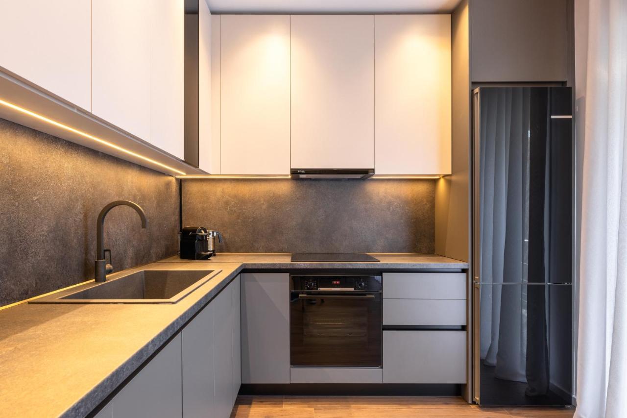 The Five Star Apartment Thessaloniki Exterior photo